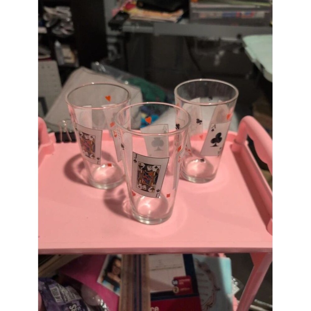 Set of 3 Retro card glassed
